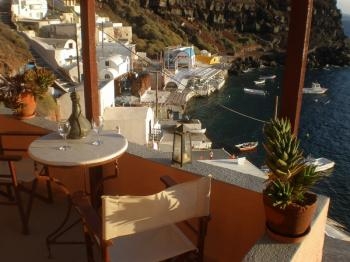 Genießen Sie laue Nächte bei einem Glas des hervorranden Santorini Rose und ich weiß, Sie kommen immer wieder!