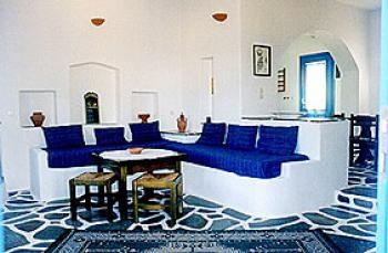 Beispiel Wohnraum einer Villa im Kykladenstil